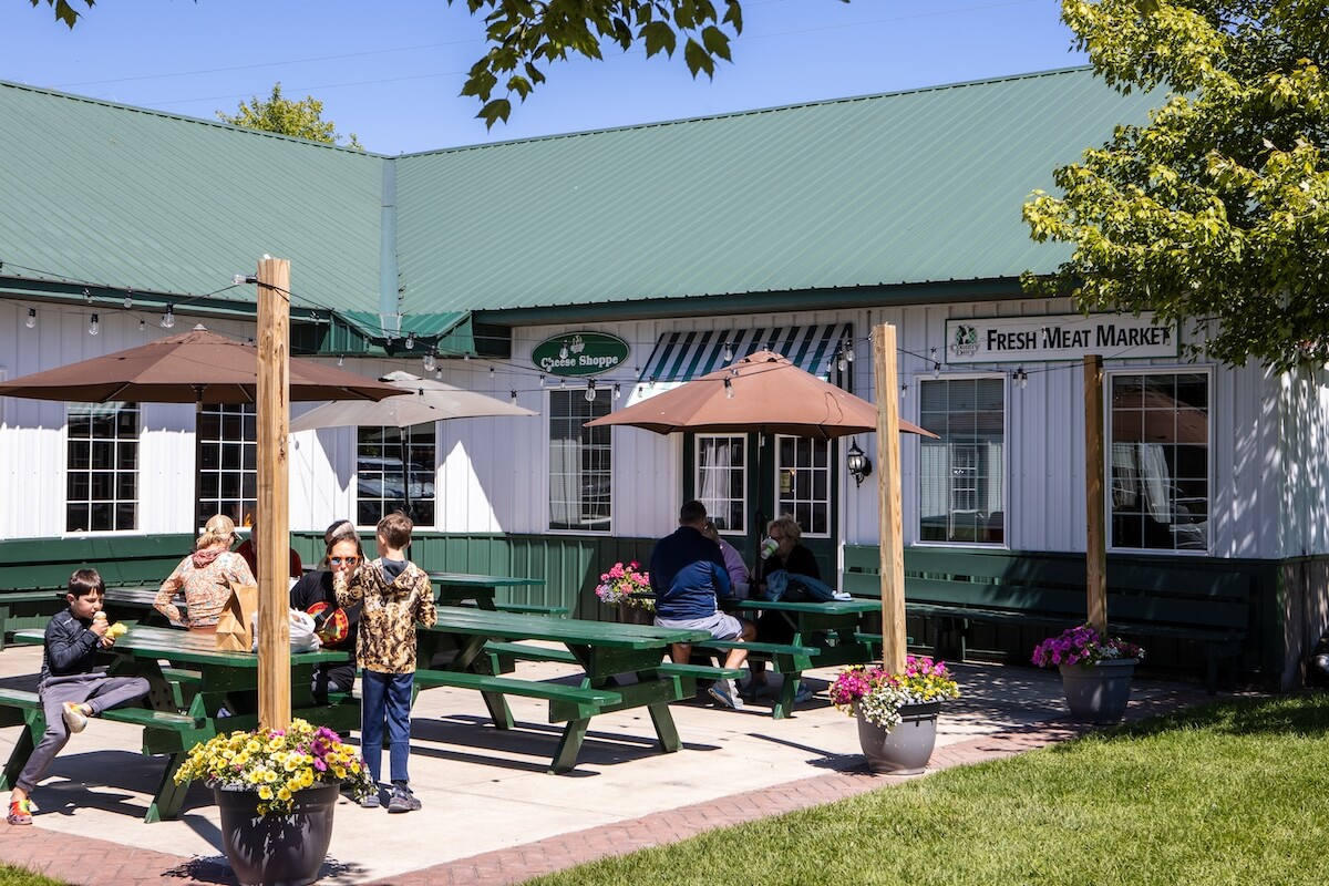 Market Cafe Country Dairy market-cafe-country-dairy